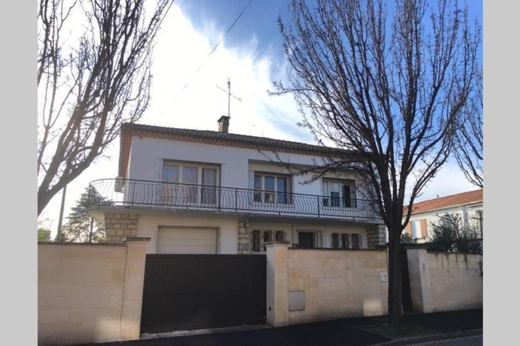 Maison Familiale A Nîmes Exterior foto